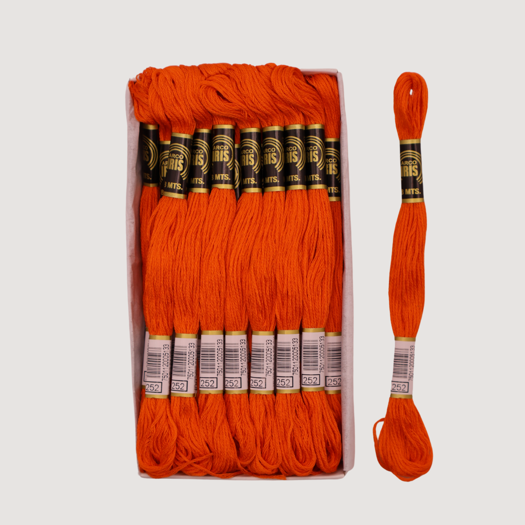 VELA ARCO IRIS (CAJA 24 MADEJAS)