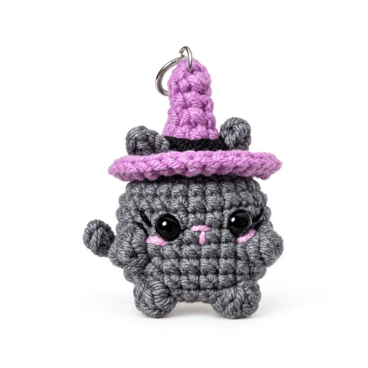 Llavero amigurumi MystiKat gatito gris con sombrero de bruja lila